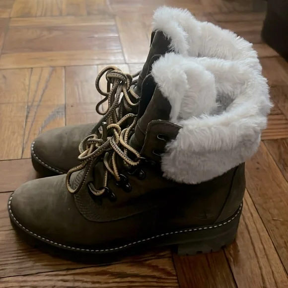 Timberland olive boots with faux fur size: 6.5 no box - Picture 2 of 8